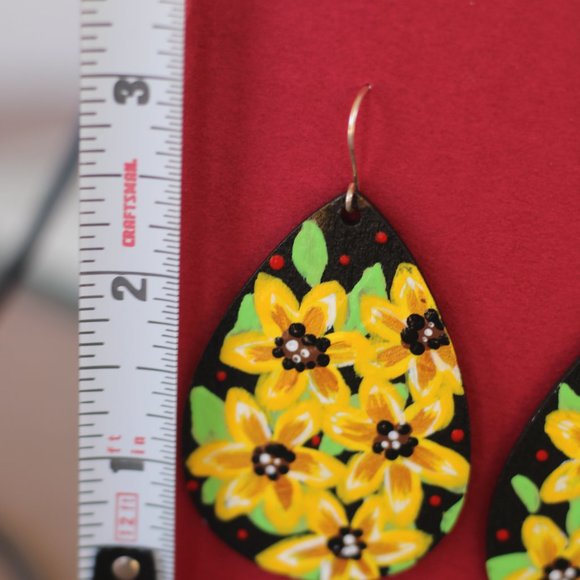 Sunflower Hand painted Earrings Light and custom - Picture 6 of 8